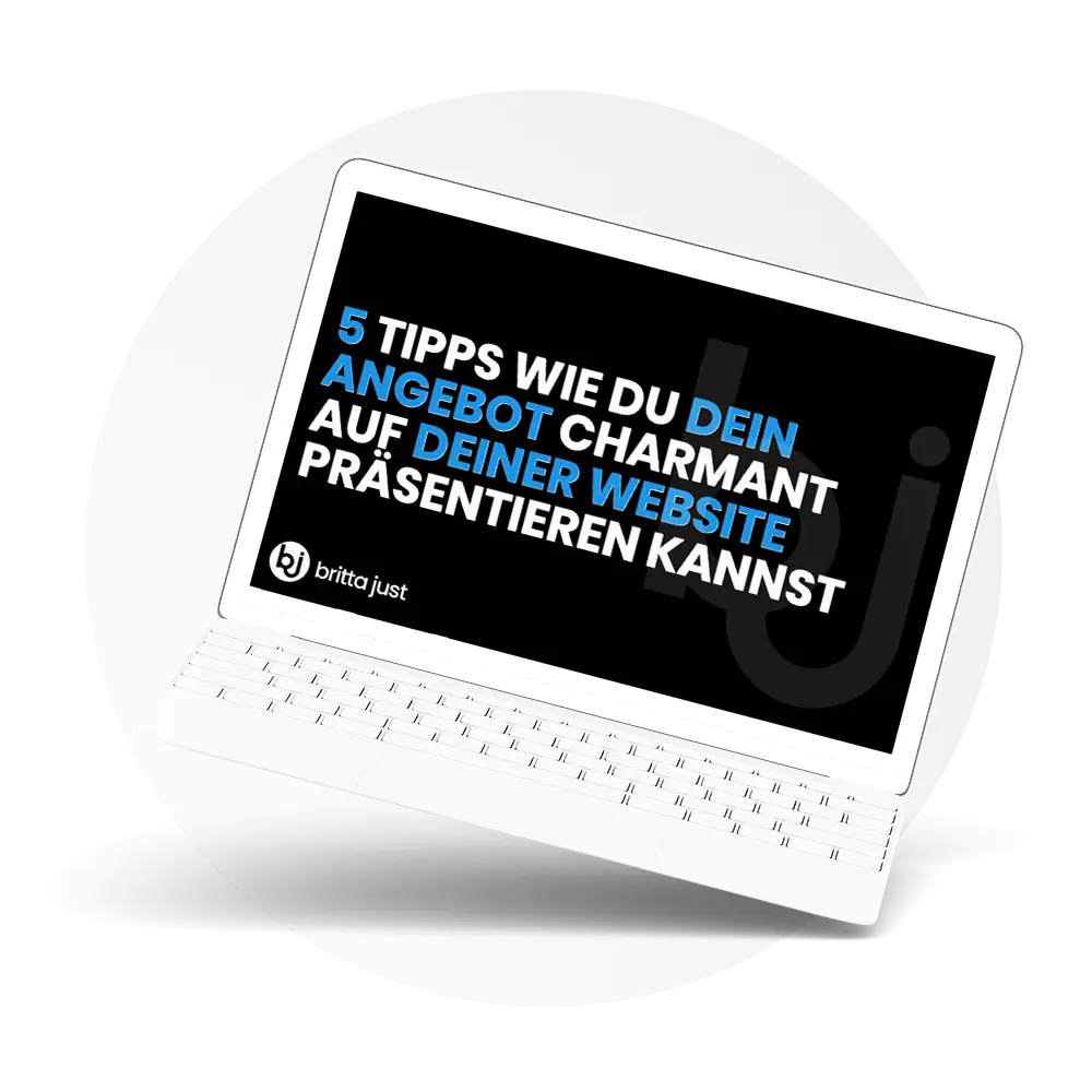 Laptop mit dem Cover zum Video "5 Tipps, wie Du Dein Angebot charmant auf Deiner Website präsentieren kannst".