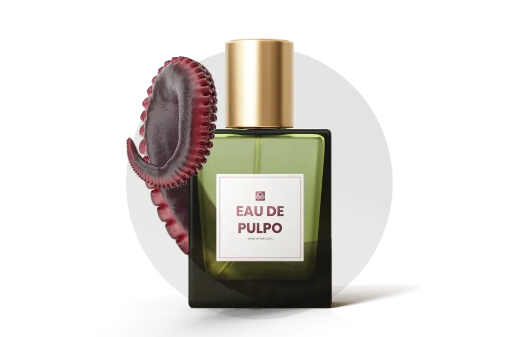 Parfumflasche mit "Eau de Pulpo - made im Portugal" auf dem Label. Dahinter der Arm eines Oktopusses.
