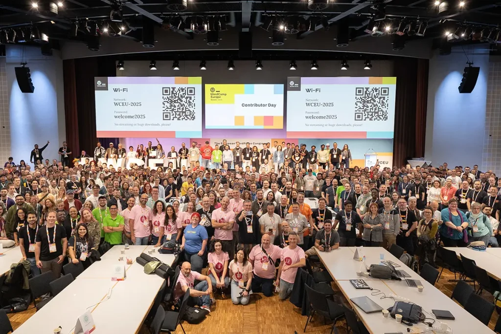 Gruppenfoto der Teilnehmer:innen des Contributor Days beim WordCamp Europe 2025.